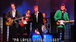 Teencats - På låven sitter nissen