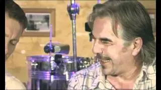 Nenad Kumric Charlie & Davor Radolfi - HEJ SVIRACU.avi