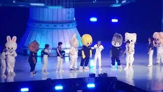 [230701 Fullcam 4K] SKZOO Introduction - Stray Kids Fanmeeting 2023 