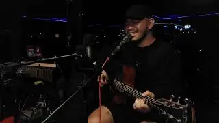 Lifehouse &mdash; You And Me cover by Marledeck Juzer Pinmiliw at HornPub Baguio Live Band Music