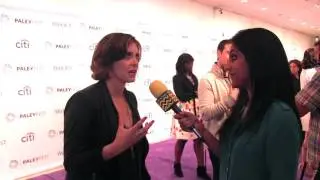 Kanika Lal Interviews Rachel Bloom - Golden Globe Winner 2016