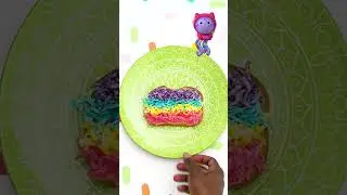 Rainbow Grilled Cheese! Packing a COLORFUL Lunch with CAKEY! | GABBY'S DOLLHOUSE
