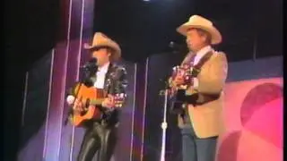 Buck Owens Dwight Yoakam Streets of Bakersfield (1988)