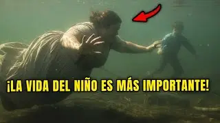 La niña obesa se zambulló directamente al río para salvar a un niño que se estaba ahogando...