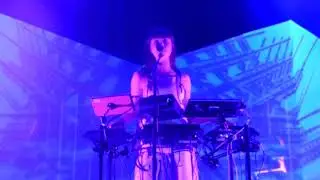 Kimbra - The Good War (HD) - Islington Assembly Hall - 22.11.17