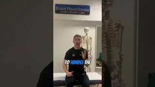 The Hip Drop #shorts #running #runningtechnique #bristol #physio #runcoach