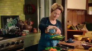Alice Waters Teaches The Art of Home Cooking