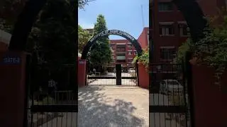 Graduated🎓#DU #delhiuniversity #college #ducollege #hauzkhas #ihe #graduation #shortsviral #explore