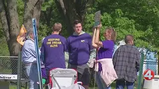 Nursing home workers at Northgate Manor strike, call for fair wages
