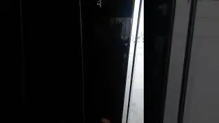 Glass Auto Door Lift