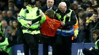 Everton: Man denies goalpost disruption of football match 'Just Stop Oil' (UK) - ITV - 19 April 2022