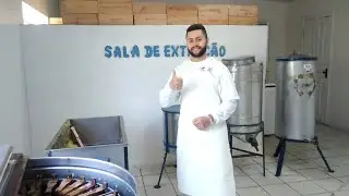 Colheita e extração de Mel do apiário a casa do mel parte 2