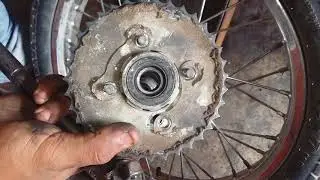 como cambiarle  el rodamiento a una  viva suzuki