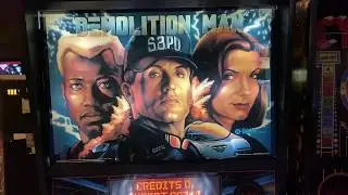 Demolition Man Pinball Review and Gameplay - 8.8