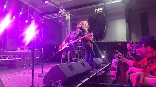 BulletBoys - The 220 Club (live)