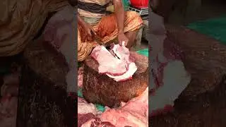 Beef Meat🍖Chopping on Wood