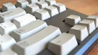 Geon Frog TKL with NOS SKCM Alps Blue switches & POM Plate