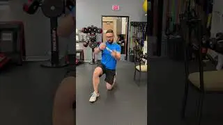 Half kneel dumbbell chop