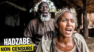 Ainsi vit la dernière tribu de chasseurs : ils chassent les singes et un homme a 10 femmes