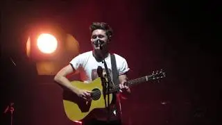 Niall Horan - Beacon Theatre NYC - Clips 10/31/17