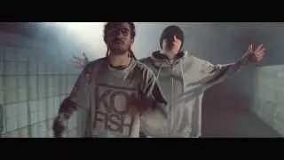 D.E.A Family | Crit&iacute;came [Prod. Flofilz] (Videoclip Oficial)