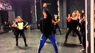 Stromae - Ta Fete | Latina | Ilya Padzina