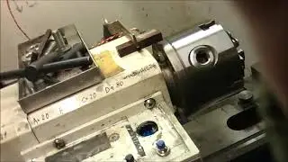 Drehmaschine aus China, wie ich sie bei mir mit einigen Änderungen  benutze.
