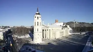 Vilniaus Katedros aik&scaron;tė ir Gedimino pilis 2026-01-30 dienos vaizdai pagreitintai