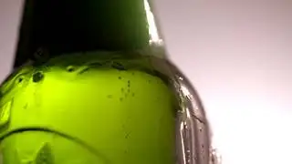 Beer Bubbles Close Up　武居直人
