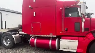 2007 Peterbilt 386 Tour, Custom Trux