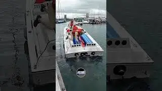 Dry Martini gets loud at the Solent 80! #raceboat #loud #startup #raceengines #powerboat #drymartini