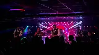 Standing Tribute Disco Funk Live 01