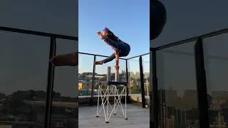 Blue sky🩵#handbalancing #handbalance #gym #training #acrobatics