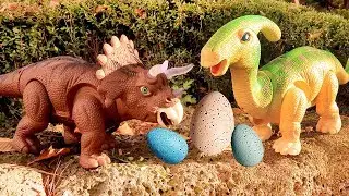 Dinosaur Walking And Laying Eggs Toys  Learn Dinosaur Names For Triceratops Parasaurolophus