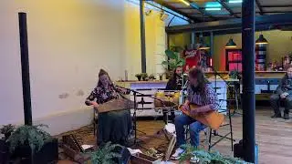Grupės „Deux minutes infinies“ koncertas Sapiegų parke