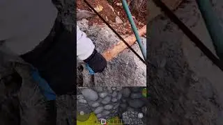 Real & Game/ Primitive Overnight Challenge, Small Log Shelter Between the Boulders/ Camping/Survival