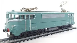 HOrnby acHO SNCF BB 16009 Electric Locomotive pulling Jouef / Rivarossi SNCF / CIWL Passenger Train