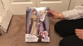 More Anna and Elsa Frozen 2 Dolls! Beige and Purple Dresses...