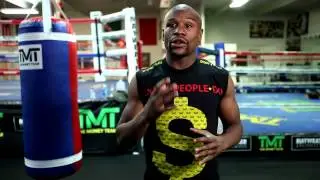 In case you thought Floyd Mayweather can't read...