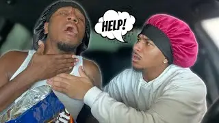 CHOKING TO SEE HOW MY BOYFRIEND REACTION! CUTE REACTION!