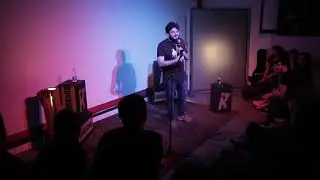 Valerio Airò Rochelmeyer - Contro la discriminazione degli scorreggioni