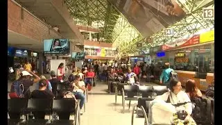 Regreso a casa: así es el panorama en la Terminal del Norte con la llegada de viajeros