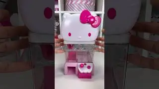 Hello Kitty Claw Machine SURPRISES 🙌🏻 #asmr #hellokitty #clawmachine