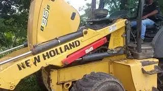 Retrocargadora new holland