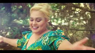 Y SIGO AQU&Iacute; / Katty Elisa - [Video Oficial 4k ]