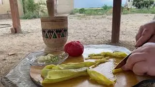 رياح وأمطار غزيرة في الصيف دفء الأكلات الريفية على نار الحطب cooking village #asmr