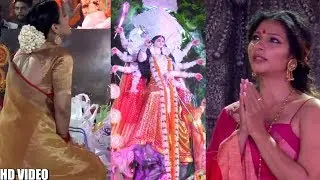 70th North Bombay Sarbojanin Durga Puja Serve Bhog By Kajol || Bollywood Events