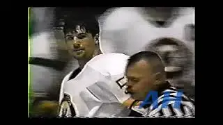 OHL Mar. 9, 1996 Kingston Frontenacs v Oshawa Generals (R) Chris Allen v Jason Sweitzer