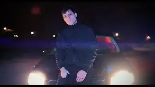Tony Bluebird - Ό&tau;&alpha;&nu; &sigma;&epsilon; &Sigma;&kappa;έ&phi;&tau;&omicron;&mu;&alpha;&iota;