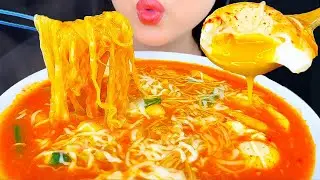 Asmr Mukbang | Spicy Noodles with Rice Cakes & Soft Boiled Eggs | Eating Sounds | ASMR Phan